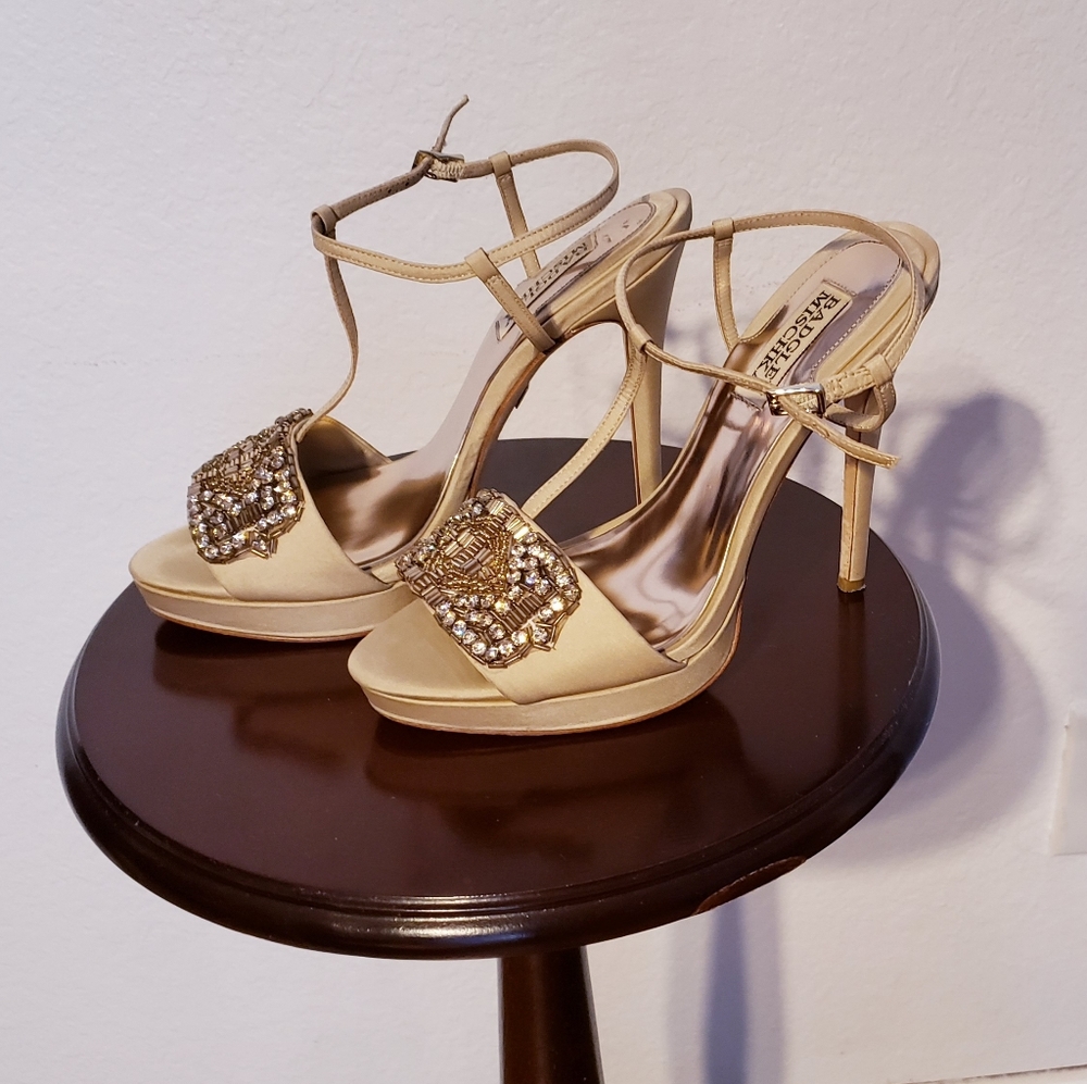 BADGLEY MISCHKA SHOES.